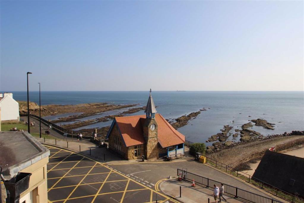 Winslow Court, Cullercoats, NE30 2 bed apartment £295,000