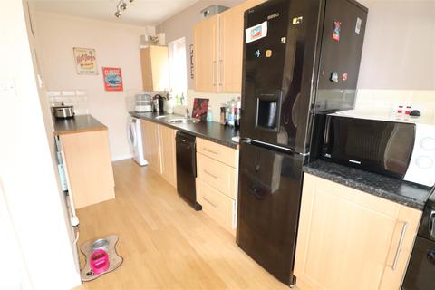 37 Ashington Drive, Choppington, NE62 5EL