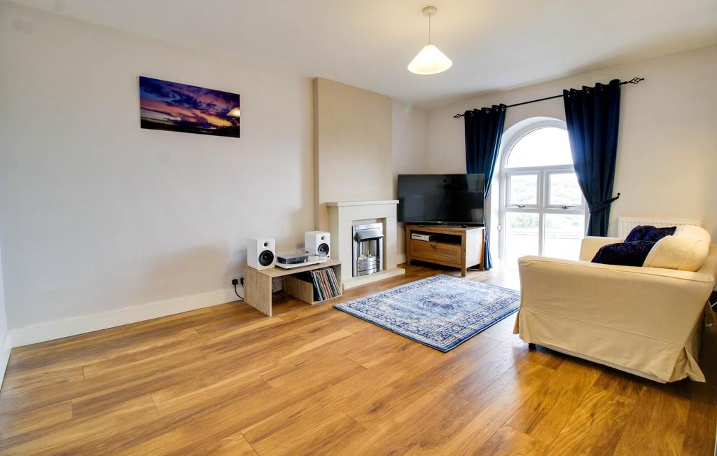 Living/dining/kitchen