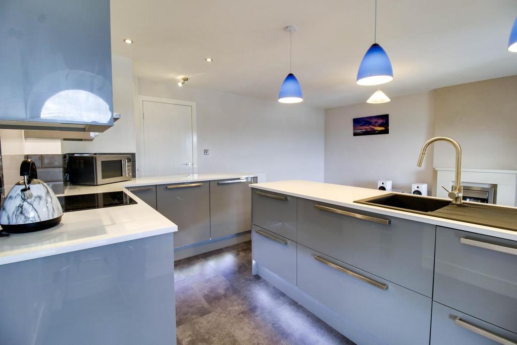 Kitchen area