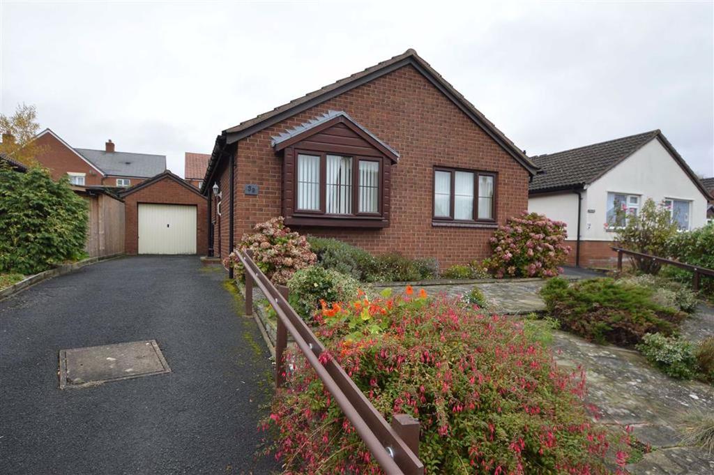 39, Falcons Way, Shrewsbury, SY3 2 bed bungalow £230,000