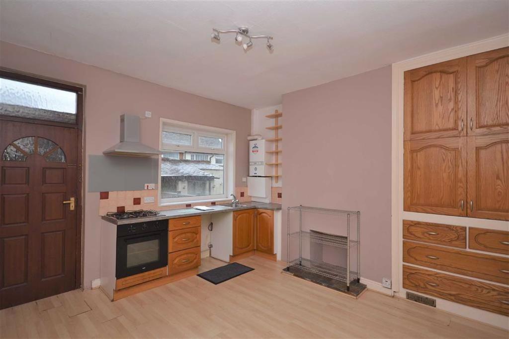 Coupland Road, Garforth, Leeds, LS25 3 bed terraced house £159,500