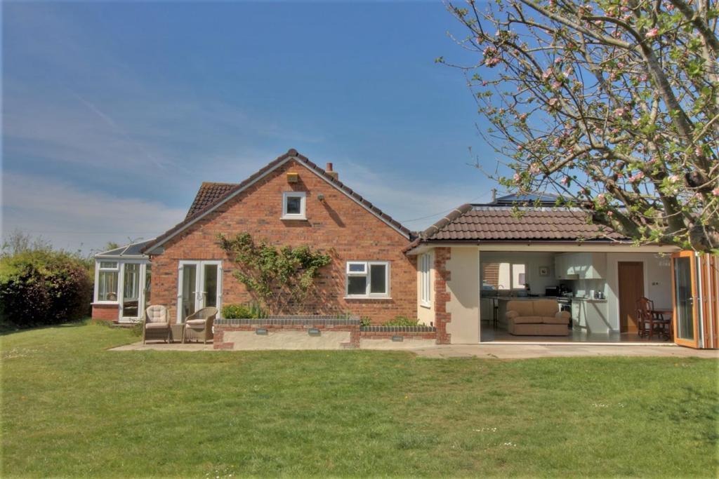 Church Lane, Hardwicke, Gloucester 4 bed detached bungalow £625,000
