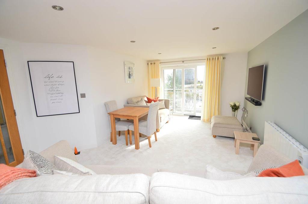 Eugene Way, Eastbourne 2 bed flat £269,950