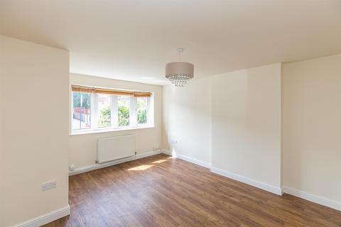 22 Capenhurst Close, Manchester, M23 2SL