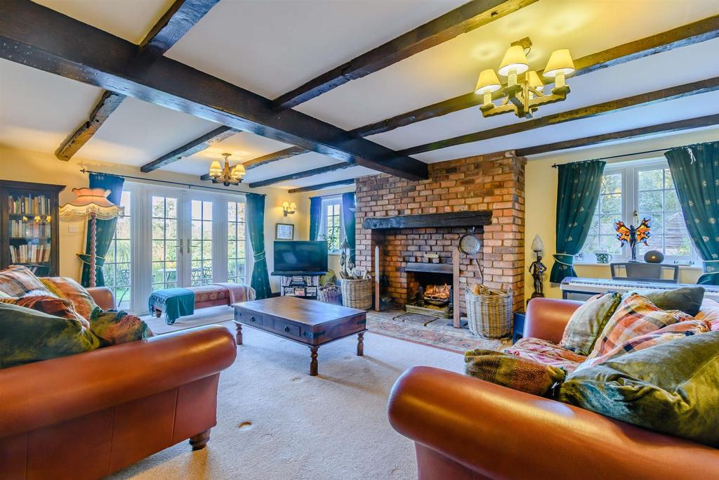 8441525-interior10-800.jpg