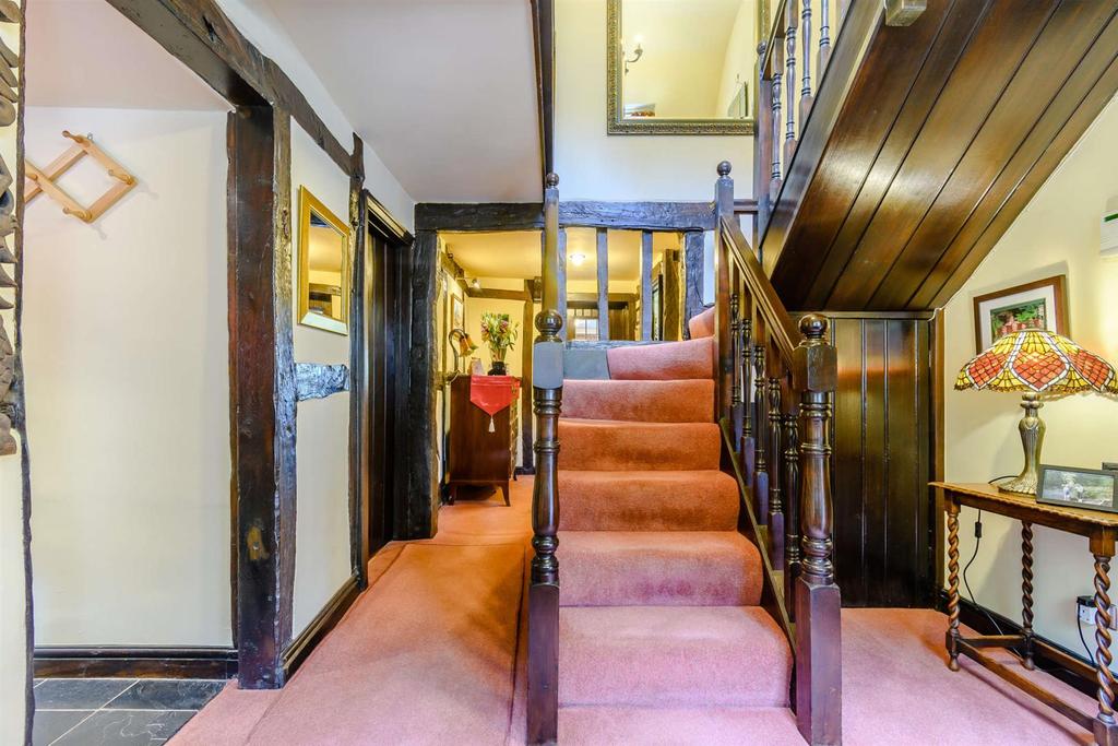 8441525-interior20-800.jpg