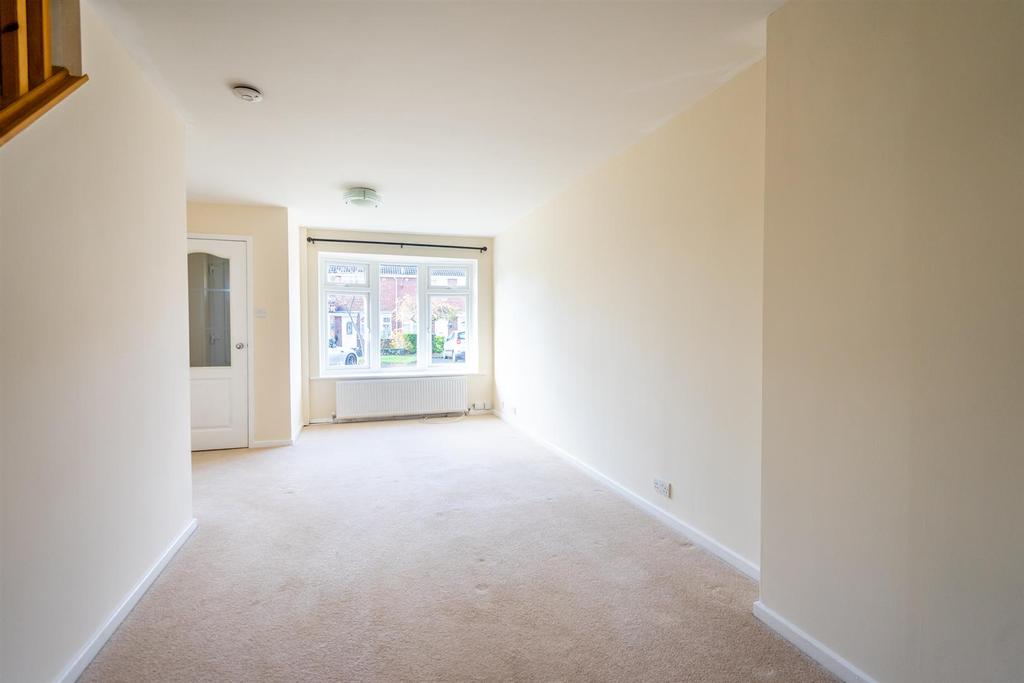 48 Cayley Close, Rawcliffe, York... 2 bed townhouse £795 pcm (£183 pw)