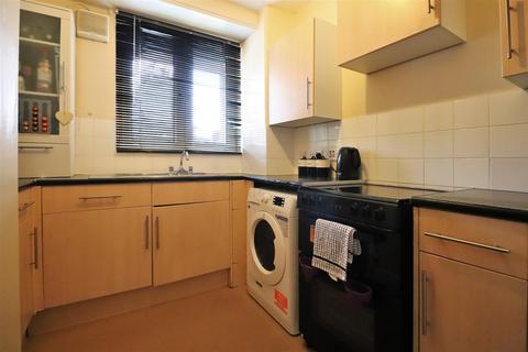 4 Bylands Close, London, SE2 9PQ