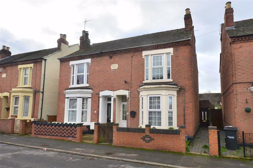 Jersey Road, Gloucester, GL1 3 bed semidetached house £190,000