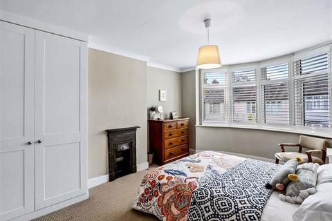6 Westbury Road, London, SE20 7QL