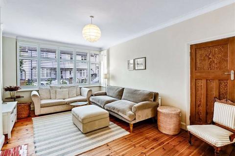 6 Westbury Road, London, SE20 7QL