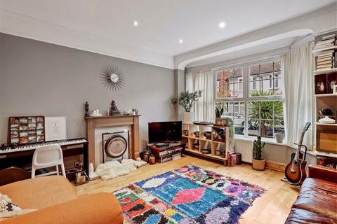 32 Clevedon Road, London, SE20 7QQ