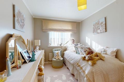 15 Farncombe Way, Whitfield, Dover, CT16 3NT
