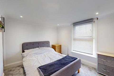 4, Bridge Cottages Barrow Green, Teynham, Sittingbourne, ME9 9ED
