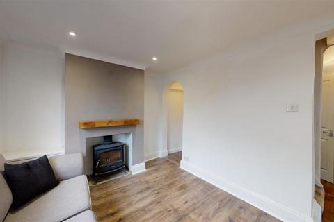 4, Bridge Cottages Barrow Green, Teynham, Sittingbourne, ME9 9ED
