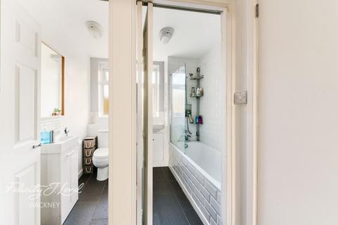 20 Bakers Hill, London, E5 9HL