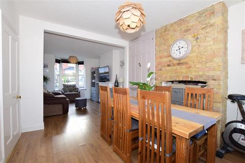 51 Herbert Road, Willesborough, Ashford, TN24 0DH