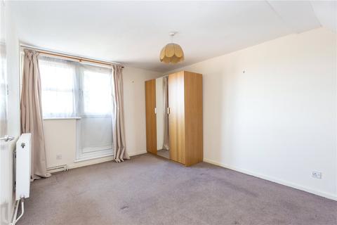 5 Lockhart Close, London, N7 8ST