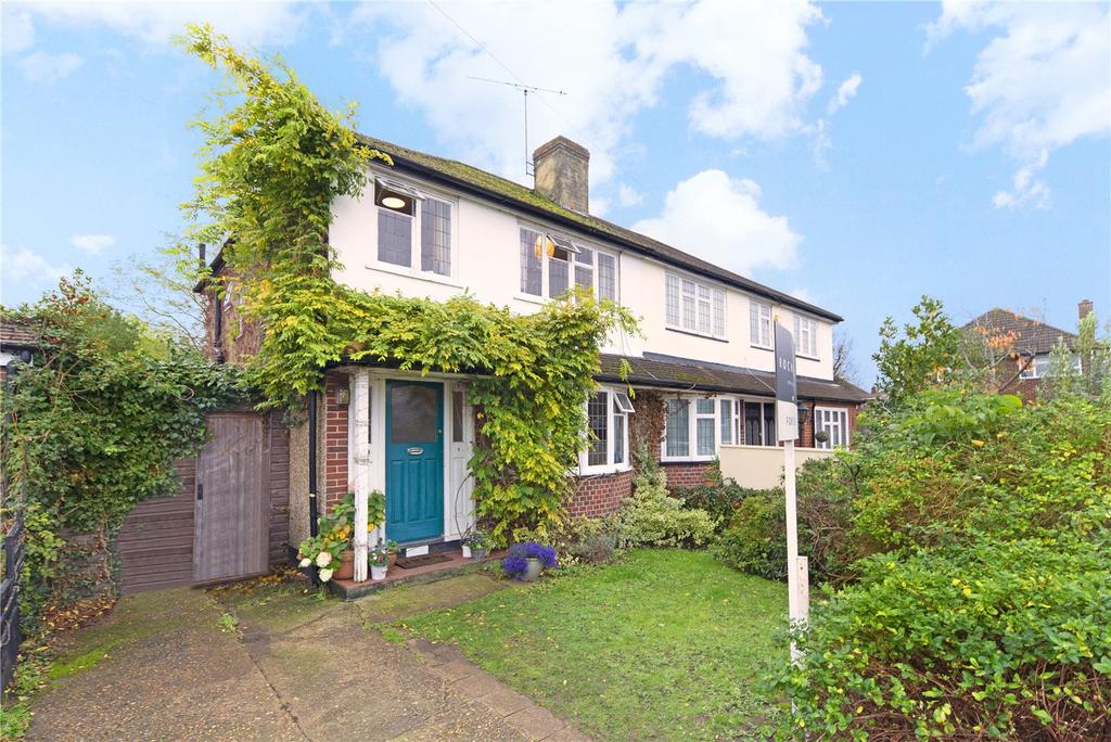 Normanhurst Road, WaltononThames, Surrey, KT12 3 bed semidetached