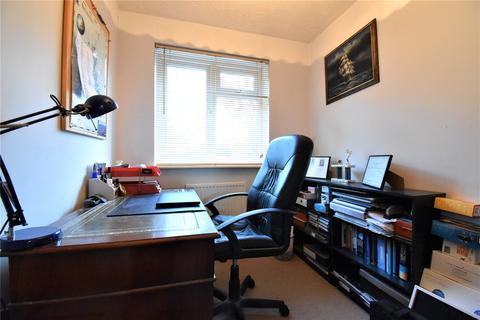 37 Boltons Lane, Binfield, Bracknell, RG42 4UA