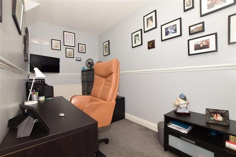 40 Leyton Cross Road, Dartford, DA2 7AW
