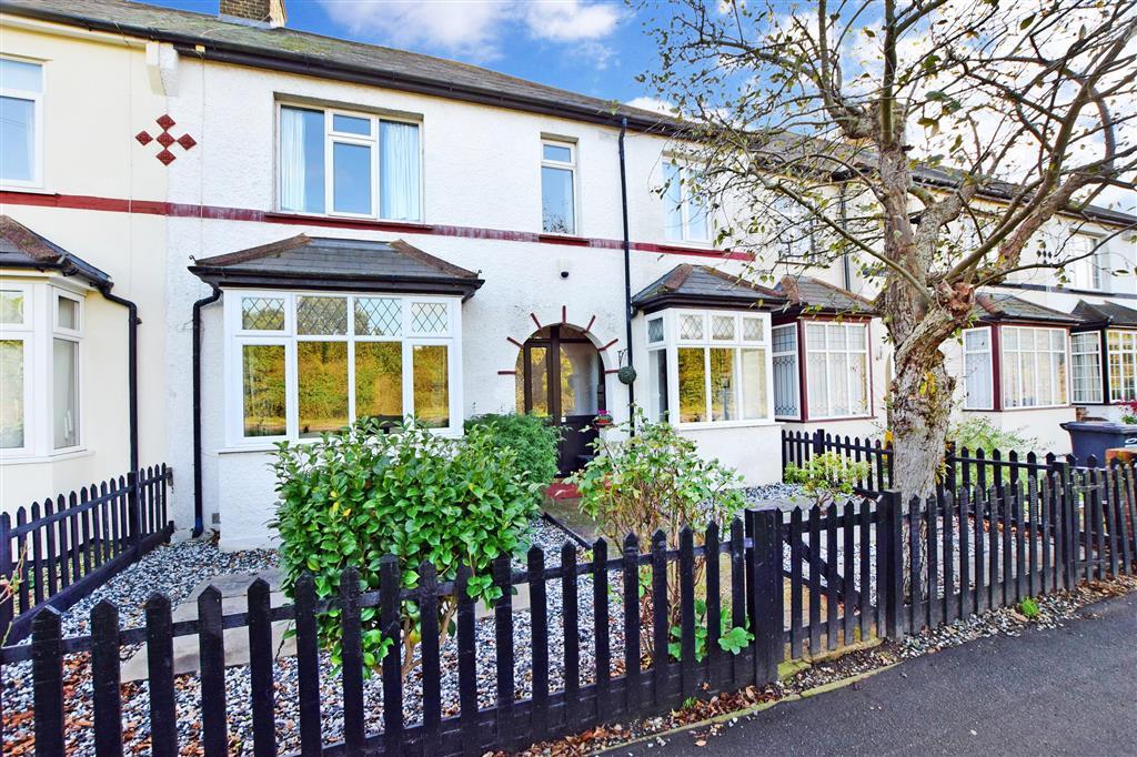 Leyton Cross Road, Dartford, Kent 4 bed semidetached house £550,000