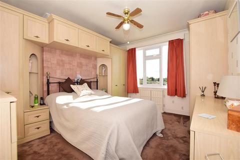 40 Leyton Cross Road, Dartford, DA2 7AW