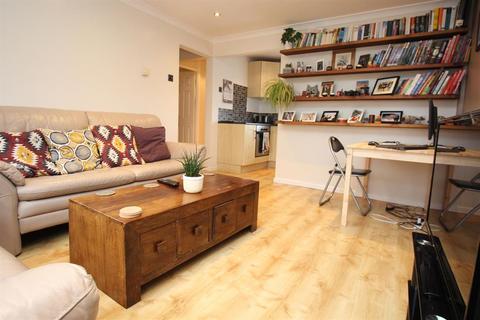 216 Archer Road, Stevenage, SG1 5HJ
