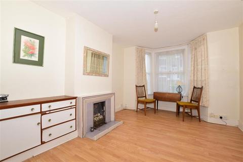 29 East Cliff, Folkestone, CT19 6BU