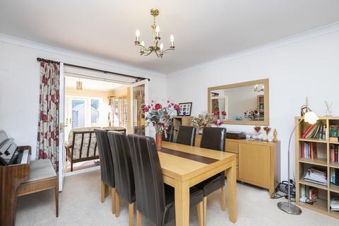31 Crows Road, Epping, CM16 5DE