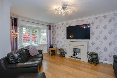 98 Benview, Bannockburn, Stirling, FK7 0HJ
