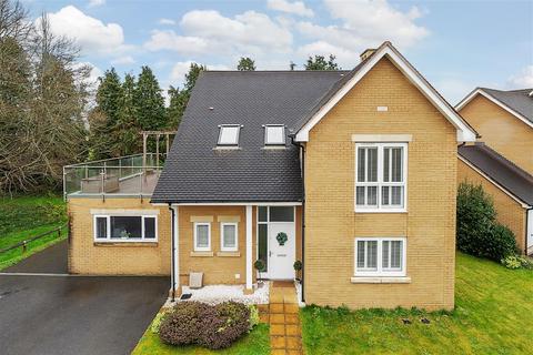 5 bedroom detached house for sale, Endeavour Avenue, Exeter