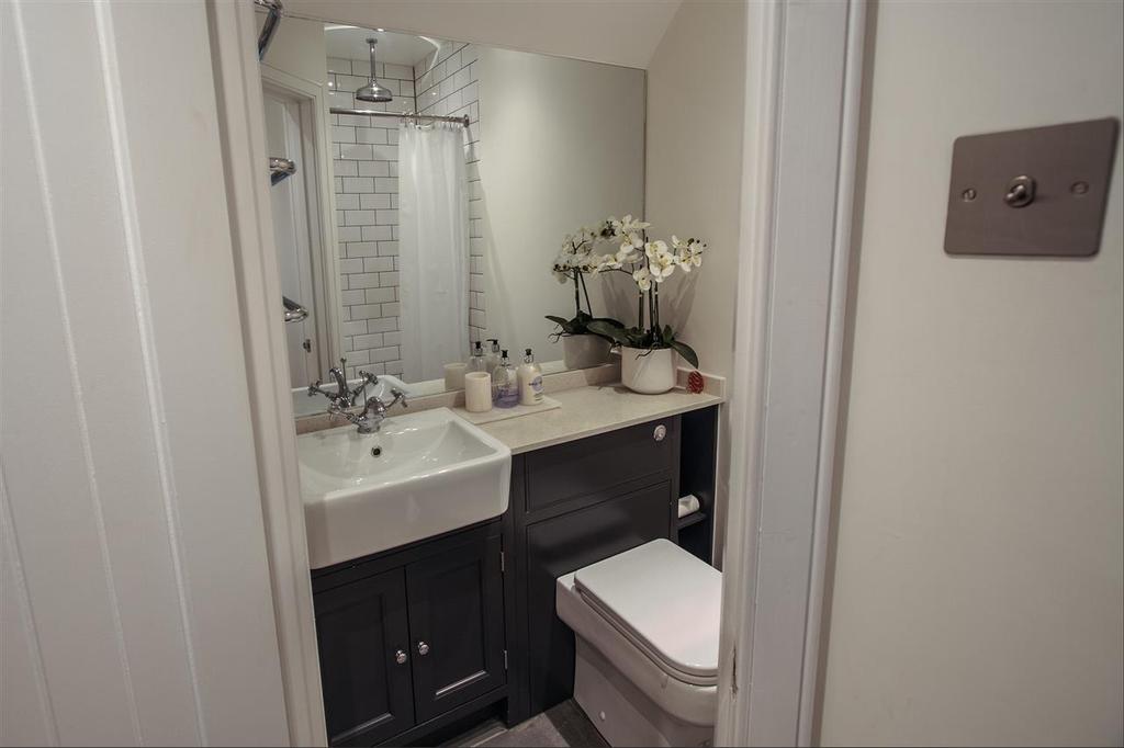 Ensuite