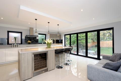 30 Fulmer Drive, Gerrards Cross, SL9 7HL