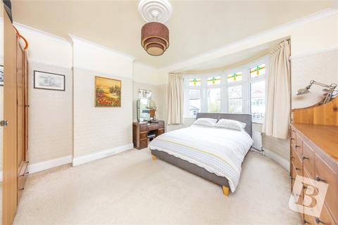 100 Southview Drive, Upminster, RM14 2LL