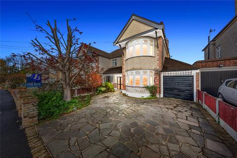 100 Southview Drive, Upminster, RM14 2LL