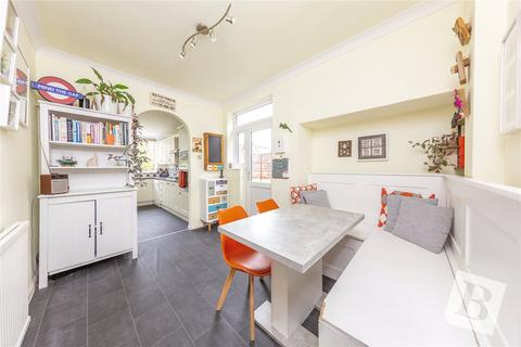 100 Southview Drive, Upminster, RM14 2LL