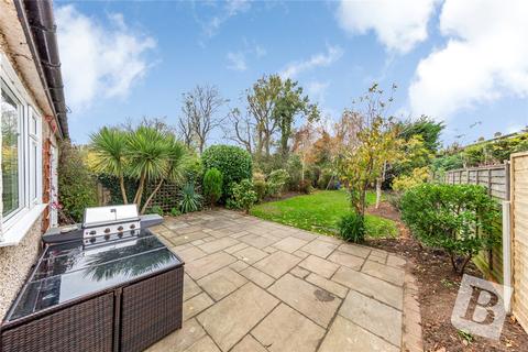 100 Southview Drive, Upminster, RM14 2LL