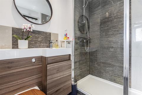 Flat 7, 20 Lambert Avenue, Richmond, TW9 4QR
