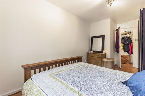 Flat 7, 20 Lambert Avenue, Richmond, TW9 4QR