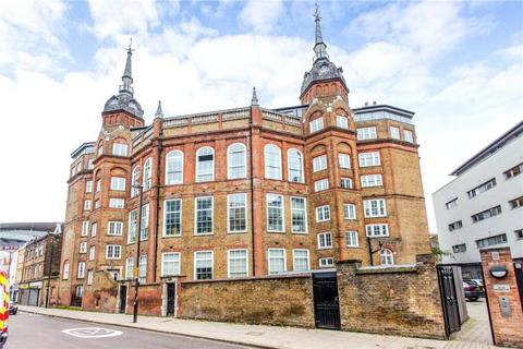 2 bedroom apartment for sale, Hornsey Road, London, N7