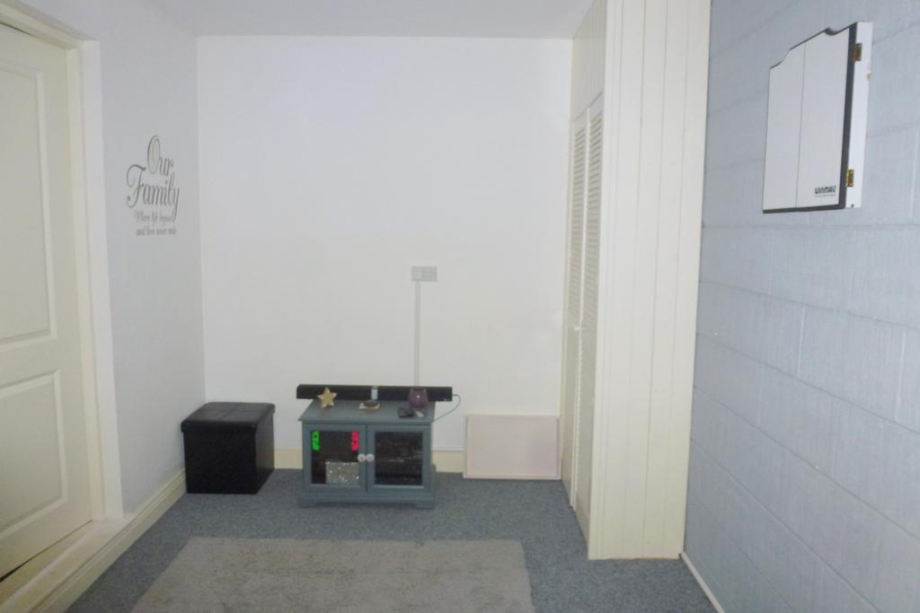 Garage / Cinema Room
