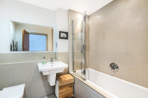 6 Firman Close, New Malden, KT3 4BN