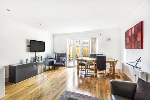 6 Firman Close, New Malden, KT3 4BN