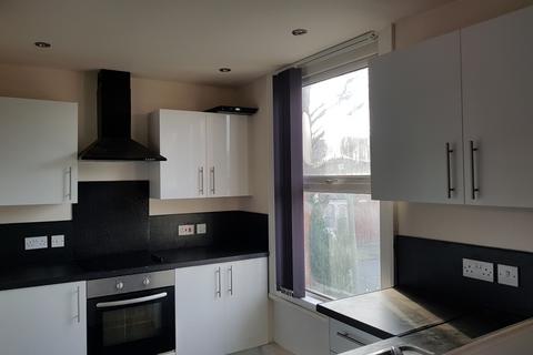 1 bedroom flat to rent - 88 Brackenbury Rd Preston PR1 7UP
