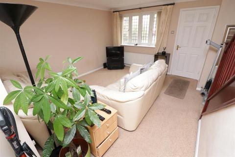 15 Homefield, Yate, Bristol, BS37 5US