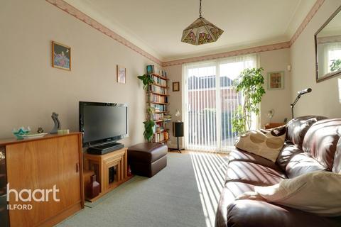 68 Albemarle Gardens, Ilford, IG2 6DL