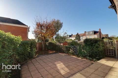 68 Albemarle Gardens, Ilford, IG2 6DL