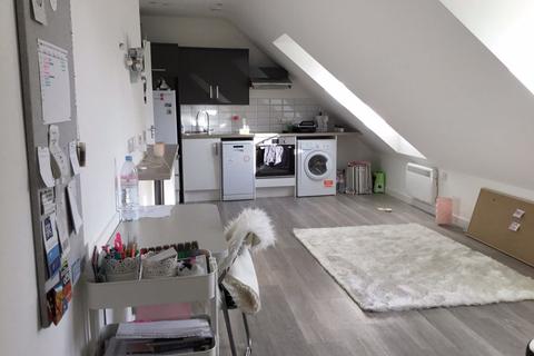 1 bedroom flat to rent - Queningate Court, Canterbury -, CT1